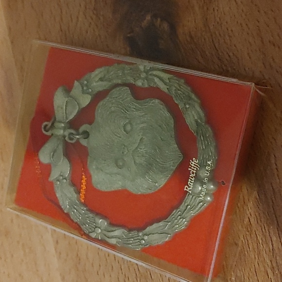 Vintage Japanese Chin pewter Dog Ornament - Picture 5 of 7